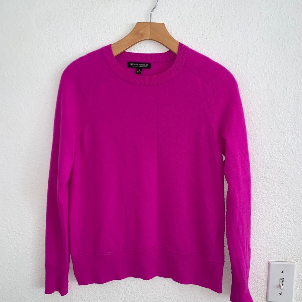 Banana Republic Italian Merino Blend Sweater Fuchsia Pink Crew Neck Small